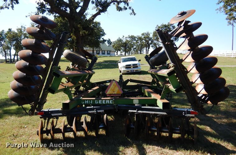 image for item DM5219 John Deere 630  tandem off-set disk