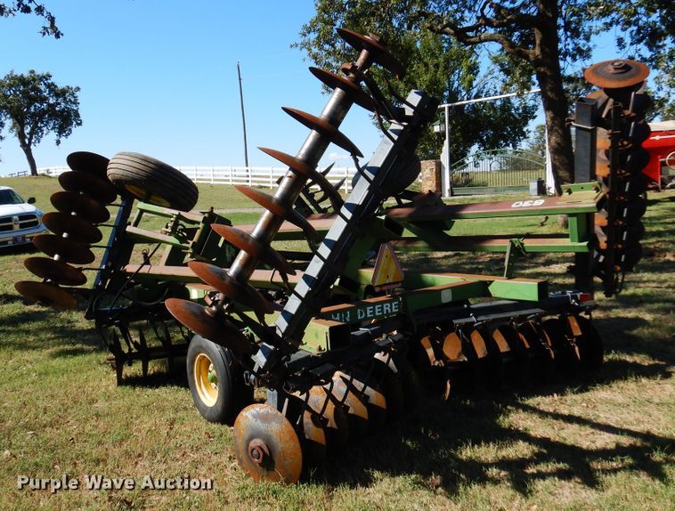 image for item DM5219 John Deere 630  tandem off-set disk