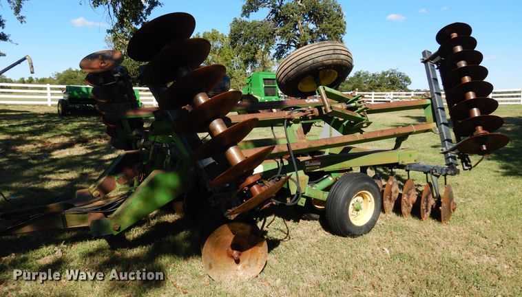 image for item DM5219 John Deere 630  tandem off-set disk