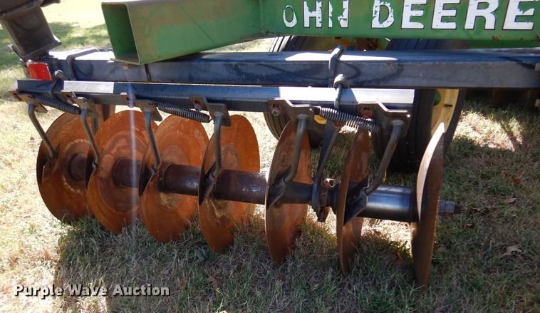 image for item DM5219 John Deere 630  tandem off-set disk