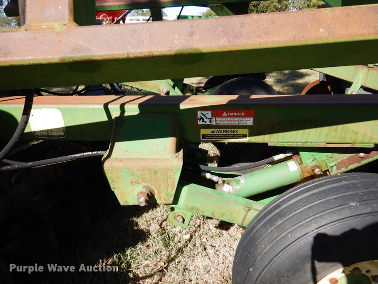image for item DM5219 John Deere 630  tandem off-set disk