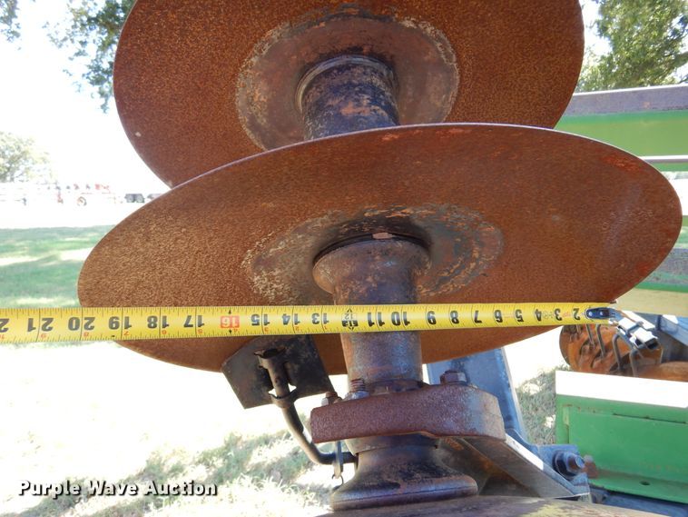 image for item DM5219 John Deere 630  tandem off-set disk