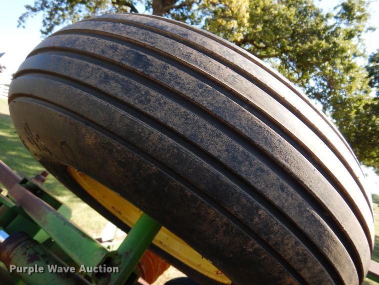 image for item DM5219 John Deere 630  tandem off-set disk