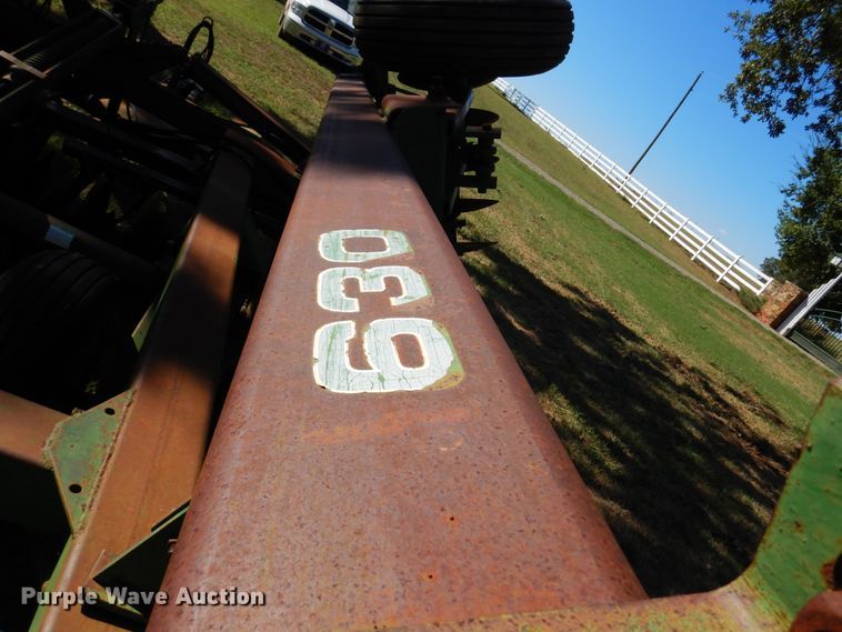 image for item DM5219 John Deere 630  tandem off-set disk