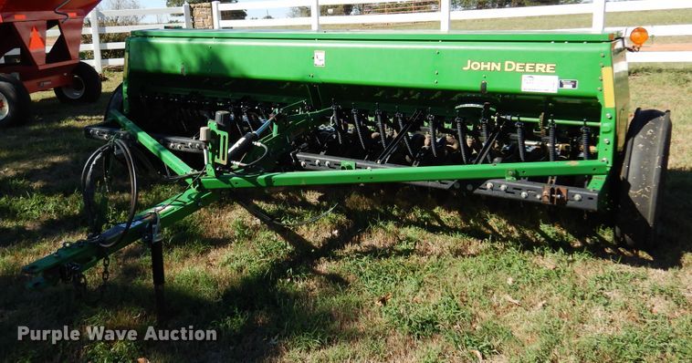 image for item DM5222 John Deere BD1113  grain drill