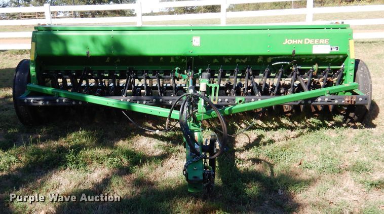image for item DM5222 John Deere BD1113  grain drill