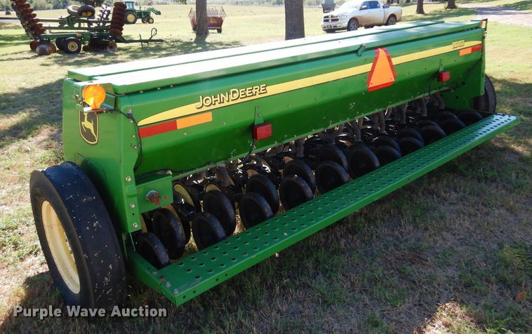 image for item DM5222 John Deere BD1113  grain drill