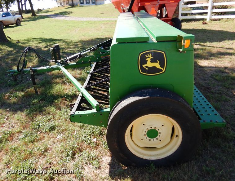 image for item DM5222 John Deere BD1113  grain drill