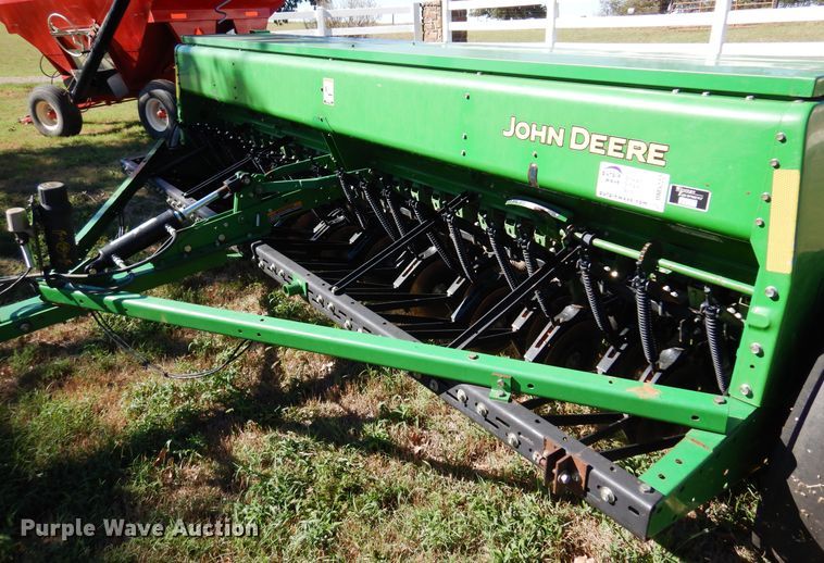 image for item DM5222 John Deere BD1113  grain drill