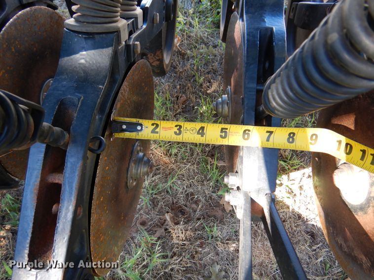 image for item DM5222 John Deere BD1113  grain drill