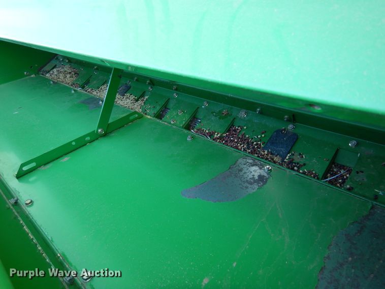 image for item DM5222 John Deere BD1113  grain drill