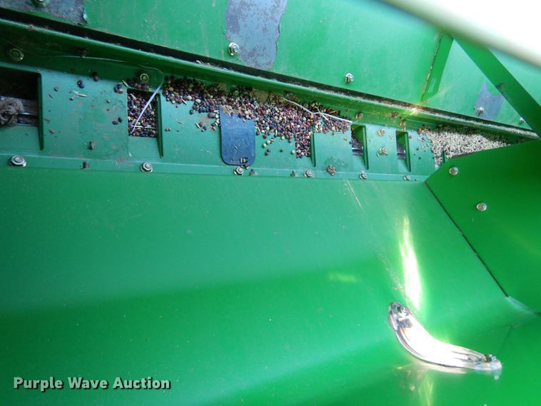 image for item DM5222 John Deere BD1113  grain drill