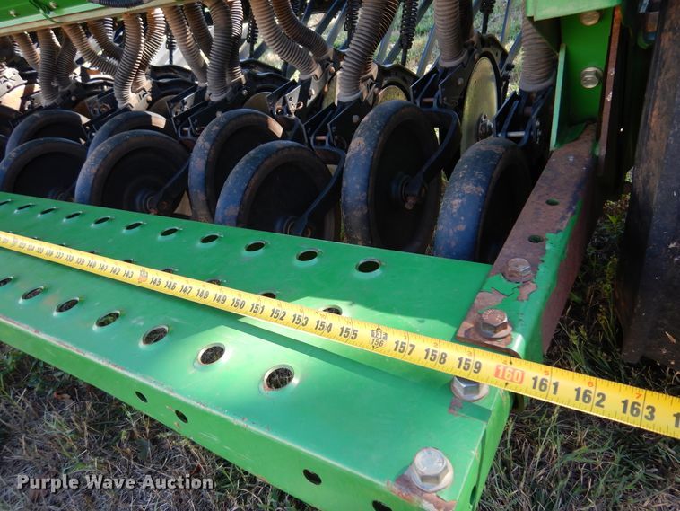 image for item DM5222 John Deere BD1113  grain drill