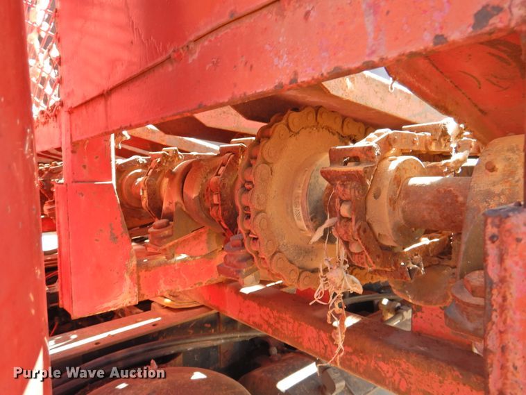 image for item DM8999 1980 International F1954  cotton module truck