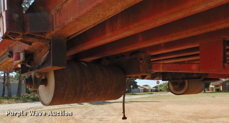 image for item DM8999 1980 International F1954  cotton module truck