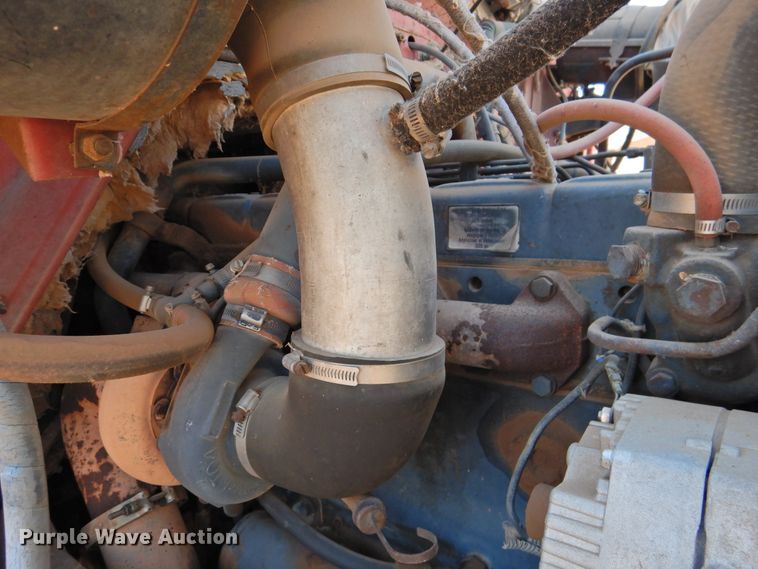 image for item DM8999 1980 International F1954  cotton module truck