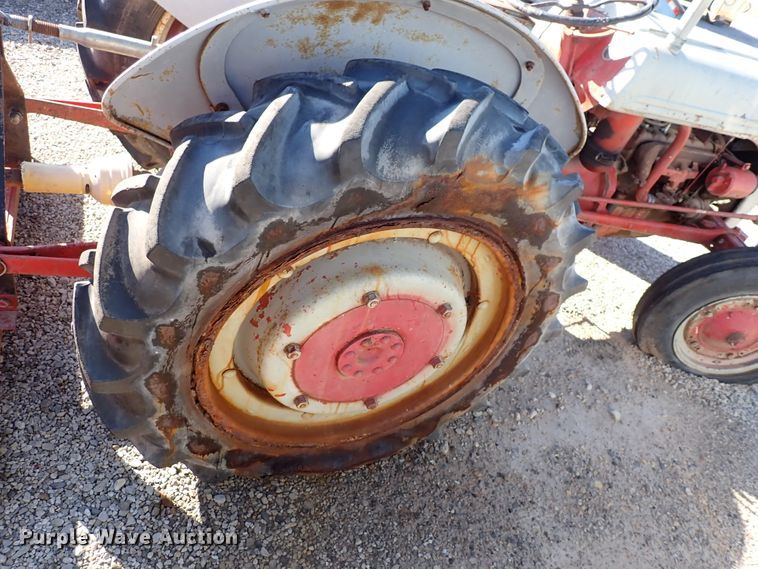 image for item DN2166 Ford  tractor