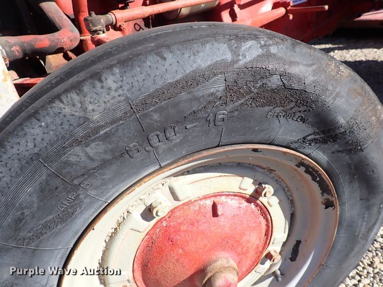 image for item DN2166 Ford  tractor