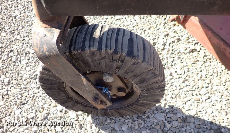 image for item DN2166 Ford  tractor