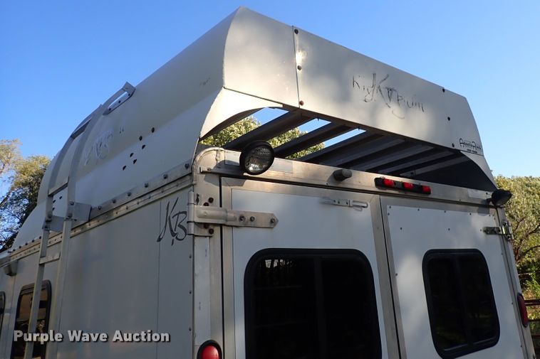 image for item DN2183 2002 Kiefer Genesis X-480  horse trailer