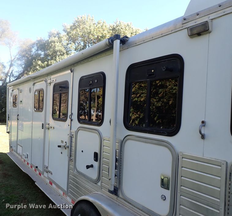 image for item DN2183 2002 Kiefer Genesis X-480  horse trailer