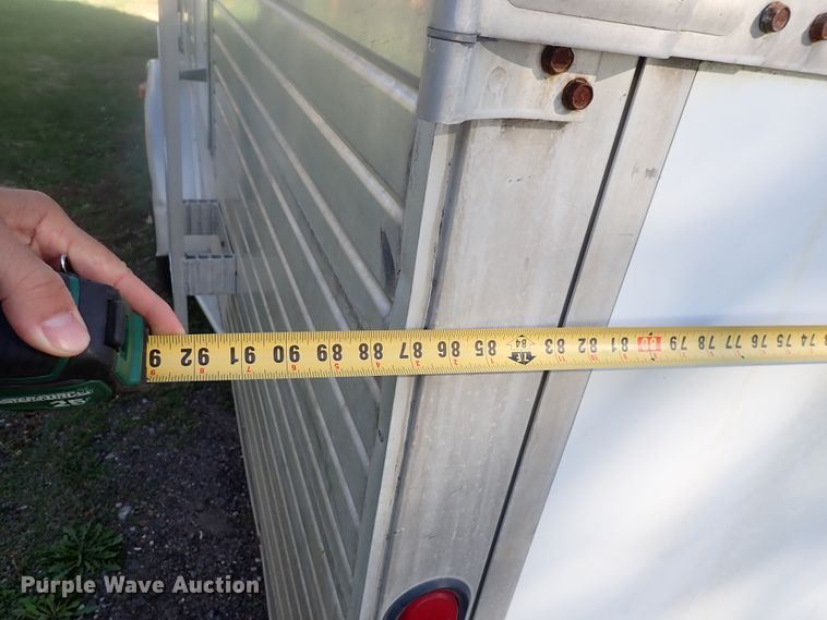 image for item DN2183 2002 Kiefer Genesis X-480  horse trailer