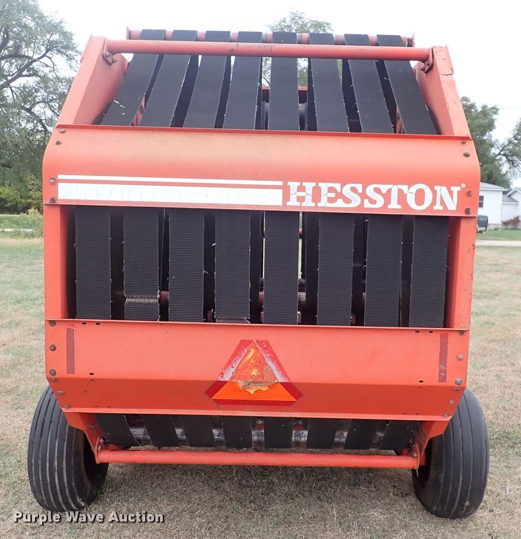 image for item DN2186 1981 Hesston 5580  round baler