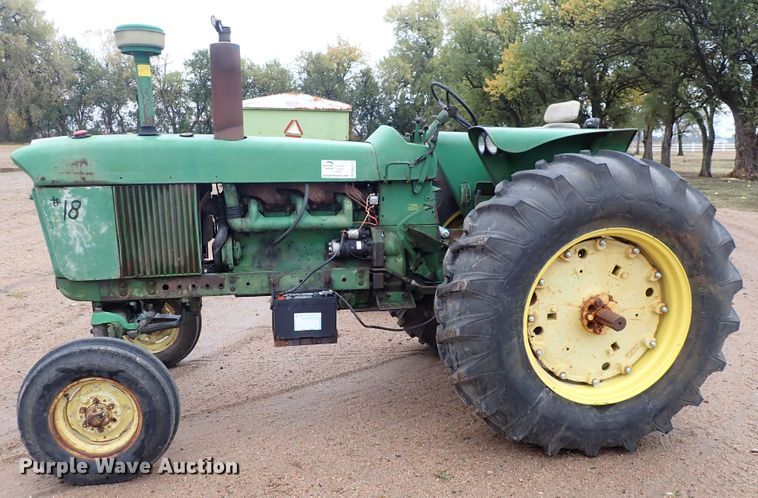 image for item DN2215 1962 John Deere 4010  tractor