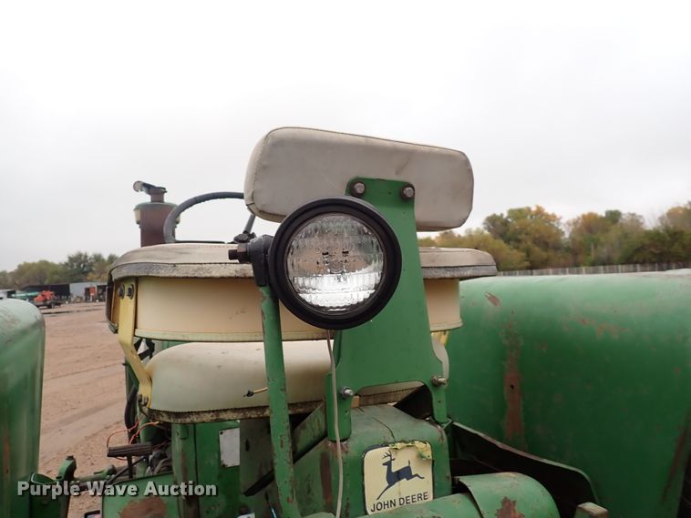 image for item DN2215 1962 John Deere 4010  tractor