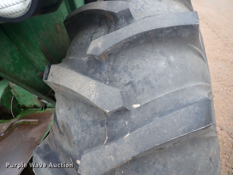 image for item DN2215 1962 John Deere 4010  tractor