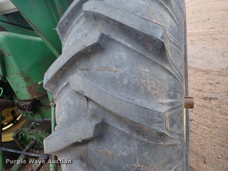 image for item DN2215 1962 John Deere 4010  tractor