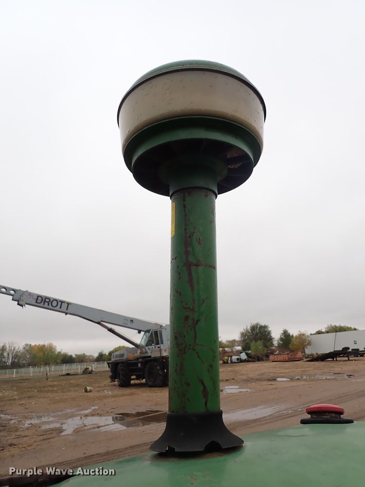 image for item DN2215 1962 John Deere 4010  tractor