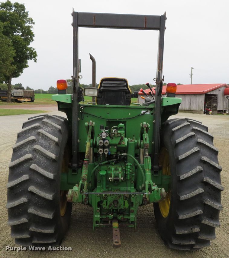 image for item DN7761 1994 John Deere 6200  tractor