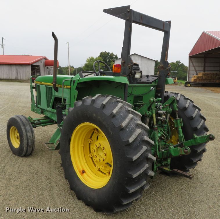 image for item DN7761 1994 John Deere 6200  tractor