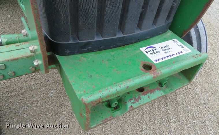 image for item DN7761 1994 John Deere 6200  tractor