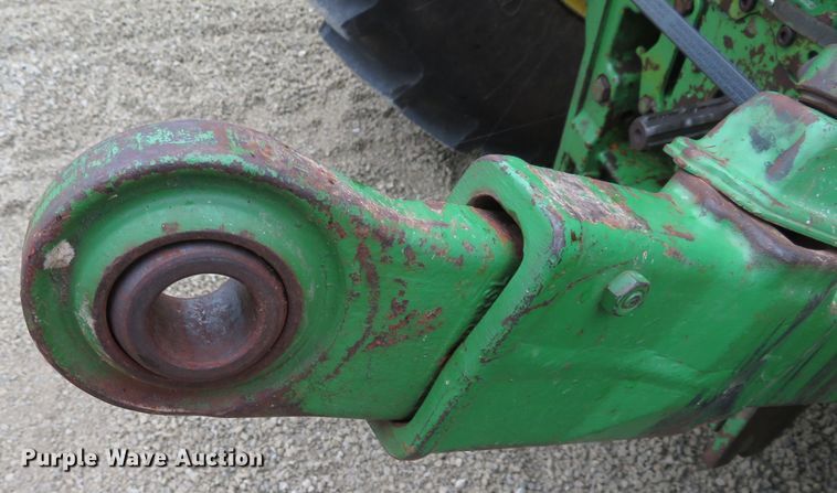 image for item DN7761 1994 John Deere 6200  tractor