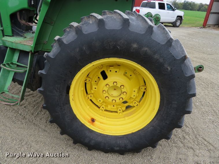 image for item DN7761 1994 John Deere 6200  tractor