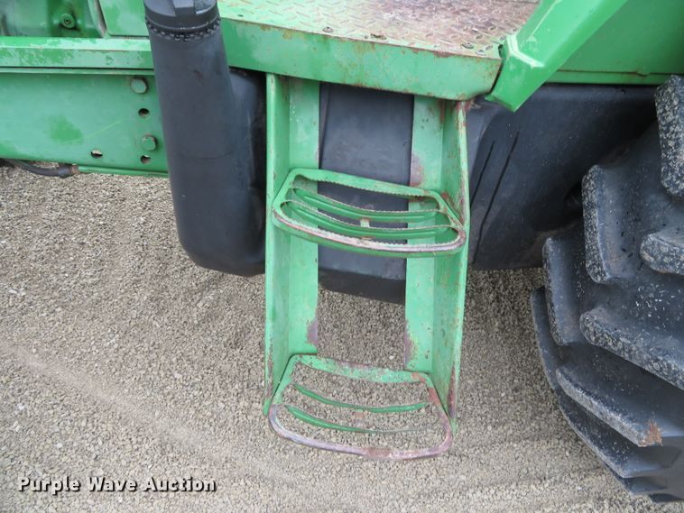 image for item DN7761 1994 John Deere 6200  tractor