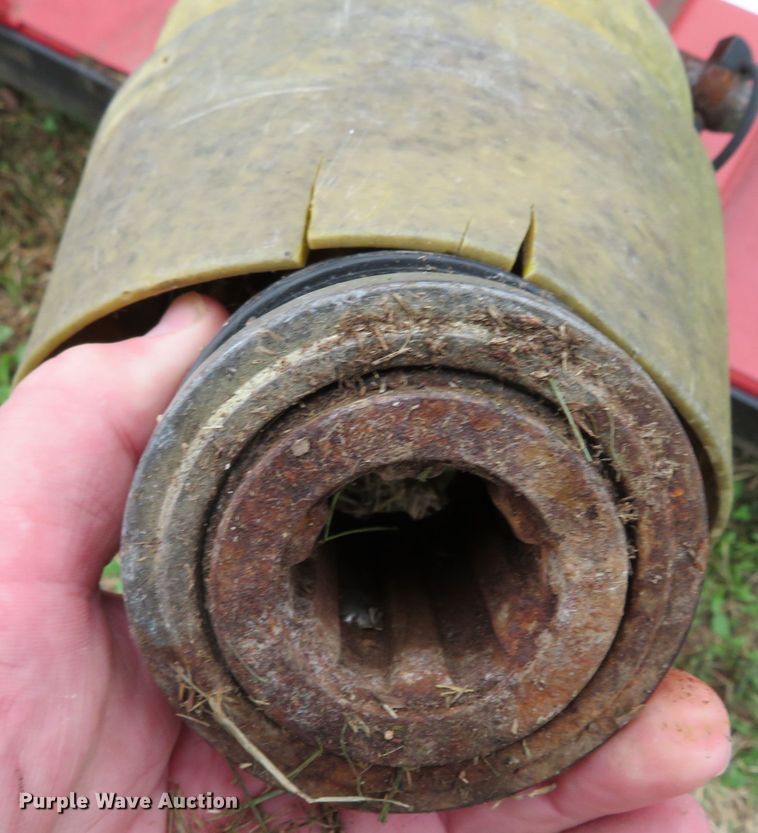 image for item DN7762 2003 Bush Hog 285  rotary mower