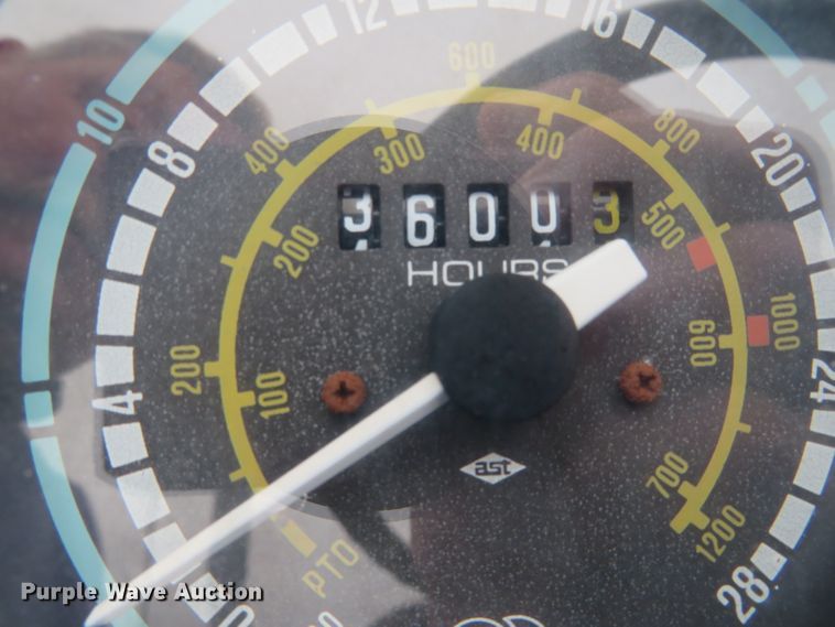 image for item DN7770 1993 AGCO Allis 5650  tractor