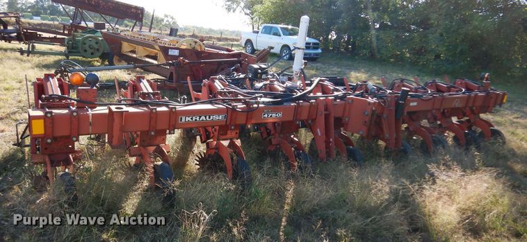 image for item DN8771 Krause 4750  strip-till