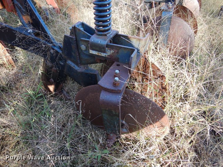 image for item DN8771 Krause 4750  strip-till