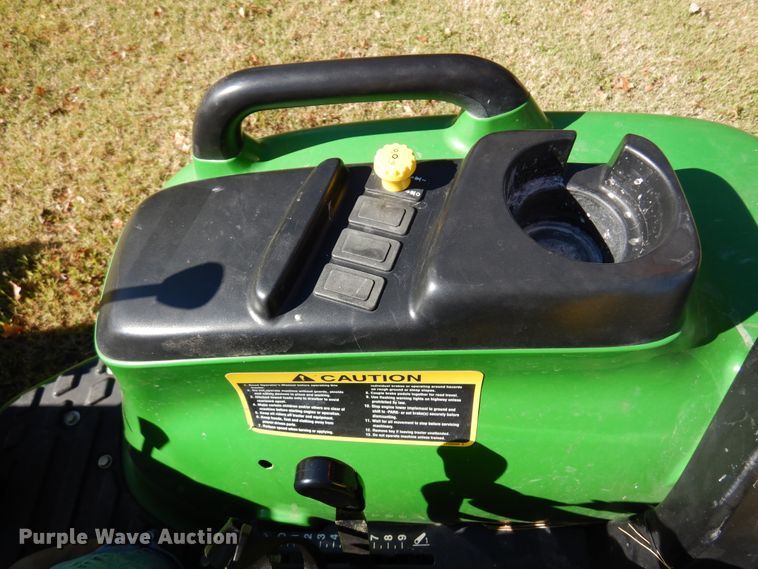 image for item DN8786 2010 John Deere 3038E  MFWD tractor