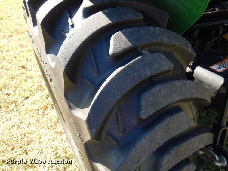 image for item DN8786 2010 John Deere 3038E  MFWD tractor