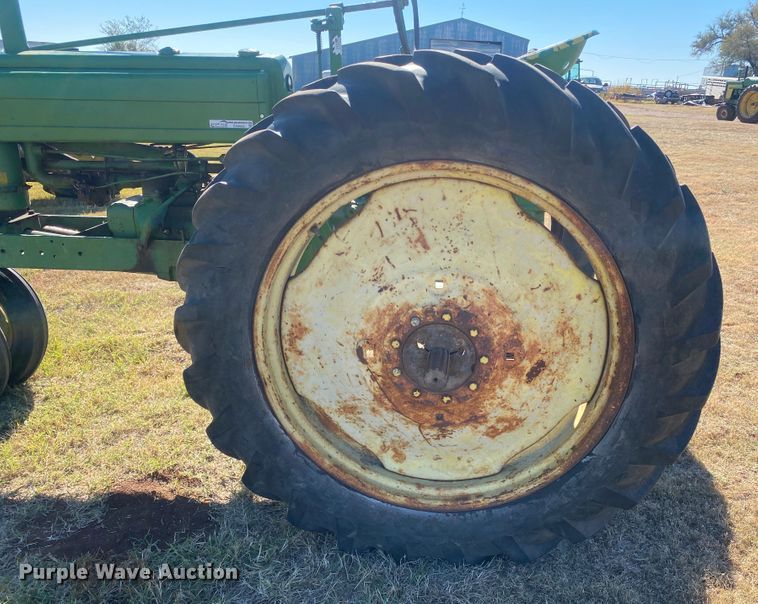 image for item EX9662 1944 John Deere B  tractor