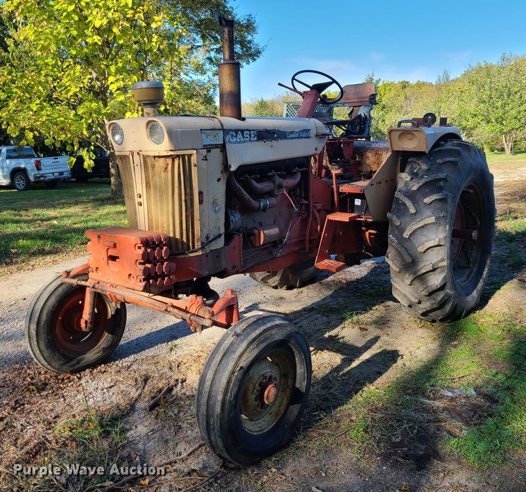 image for item EZ9178 1968 Case 931  tractor