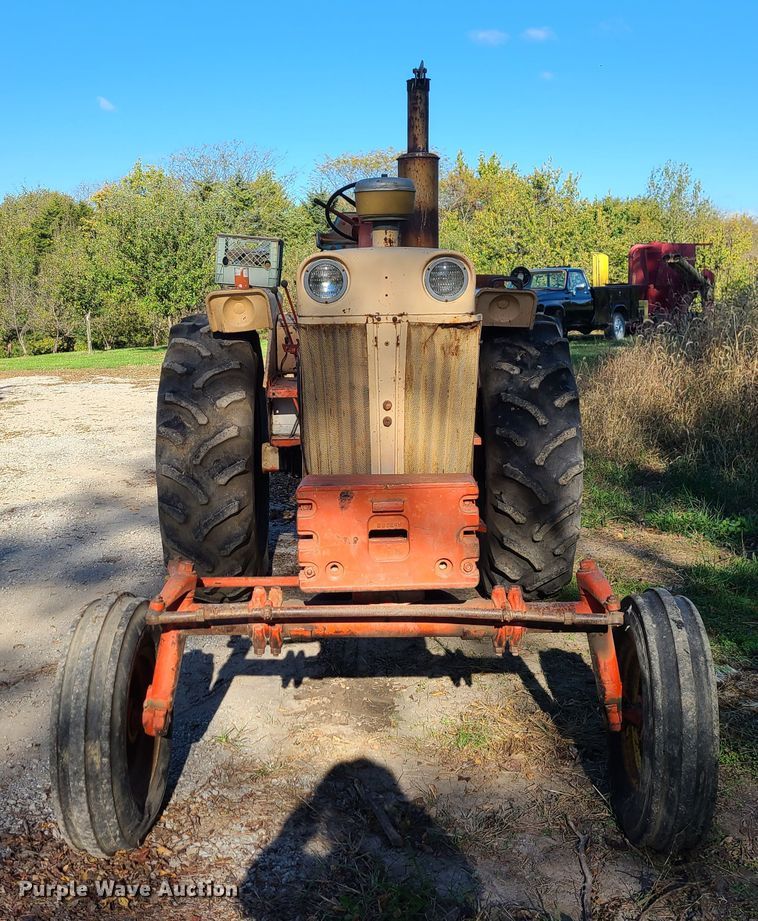 image for item EZ9178 1968 Case 931  tractor