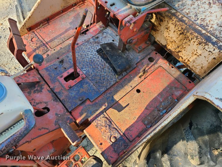 image for item EZ9178 1968 Case 931  tractor