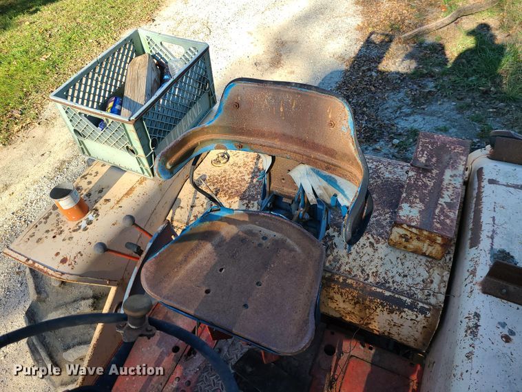 image for item EZ9178 1968 Case 931  tractor