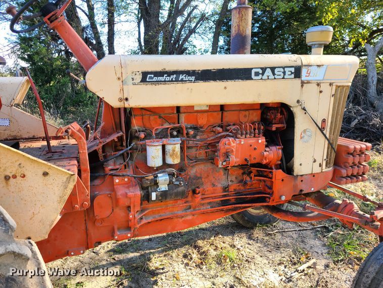 image for item EZ9178 1968 Case 931  tractor